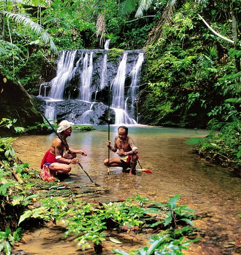 Een bijzondere ervaring: op bezoek bij de Iban-stam in Borneo