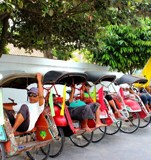 Indonesie-Java-becaks-rij