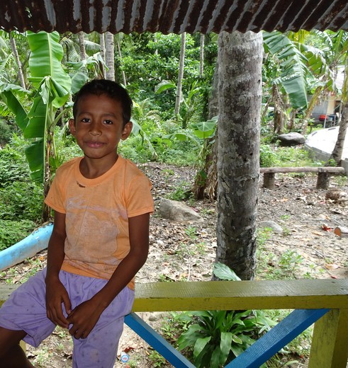 Indonesie-Molukken-Ambon-jongen_1_291643