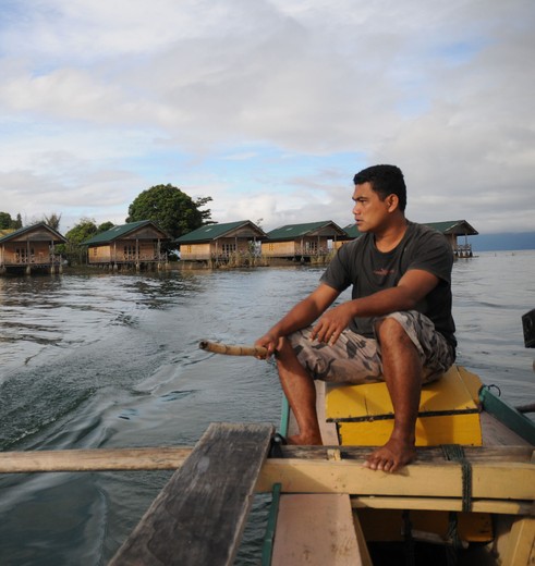 Indonesie-Sulawesi-tentena-bootje