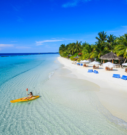 Kanovaren-bij-de-Malediven