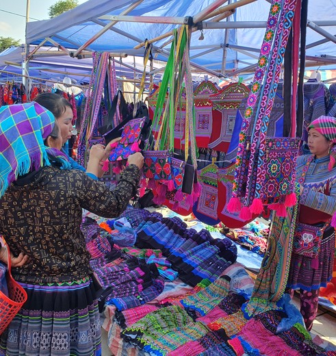 Kleurige markt van Bac Ha, Vietnam