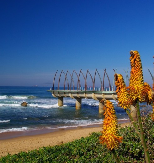 De kust van Umhlanga Rocks in Durban - Zuid-Afrika