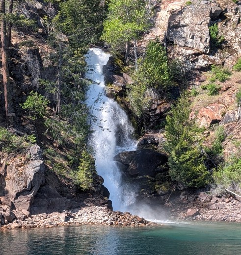 Watervalletje nabij Lake Chelan, USA