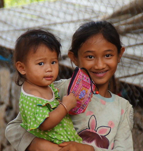 Laos-Luang-Prabang-Kinderen_1_415881