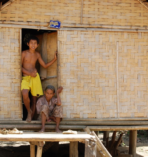 Laos-Luang-Prabang-Locals