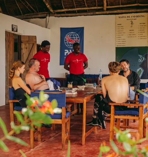 instructie voor duiken, Mafia Island Diving, Tanzania