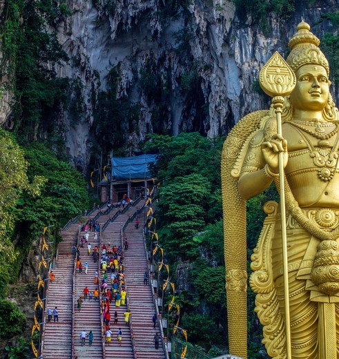 De trap op naar de Batu Caves in Kuala Lumpur