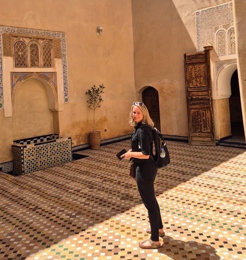 Wandelen door het mooie Bahia Paleis in Marrakech