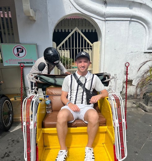 Barry - Dubai specialist