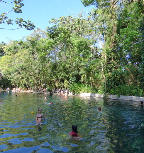 Nicaragua-Ometepe-Zwemmen_1_388492