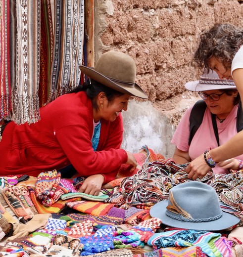 Ollantaytambo-souvenirs_1_416780