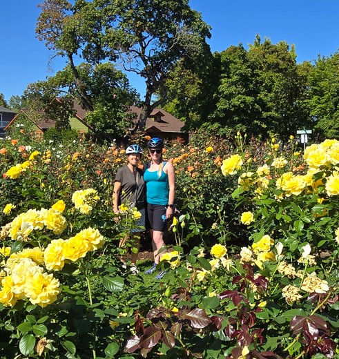 Lisanne in de Rose Garden in Portland, Oregon, VS