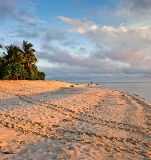 Sabah-Selingan-turtletrailsatsunset(8)