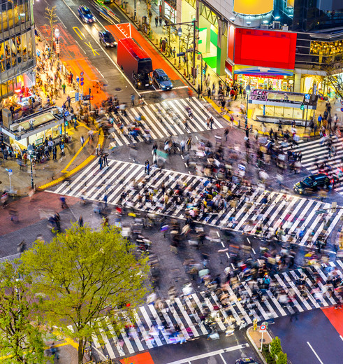 Uitzicht op Shibuya Crossing, de drukste oversteekplaats in Tokyo, Japan