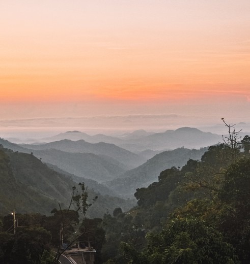 Uitzicht op de bergen bij Ella Sri Lanka