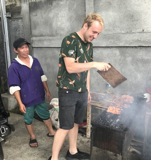 Sulawesi-Tomohon-BBQ