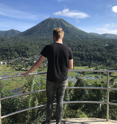 Sulawesi-Tomohon-Uitzichtpunt