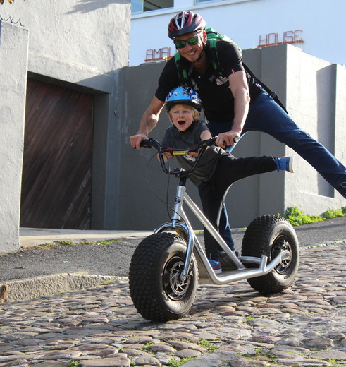 Scooter rijden bij de Tafelberg