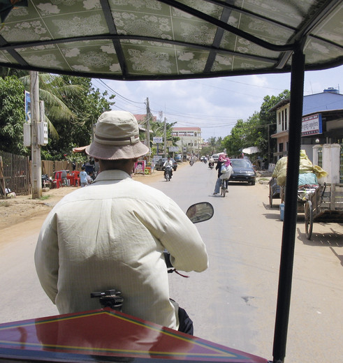 Een rondje met de tuk tuk door Phnom Penh