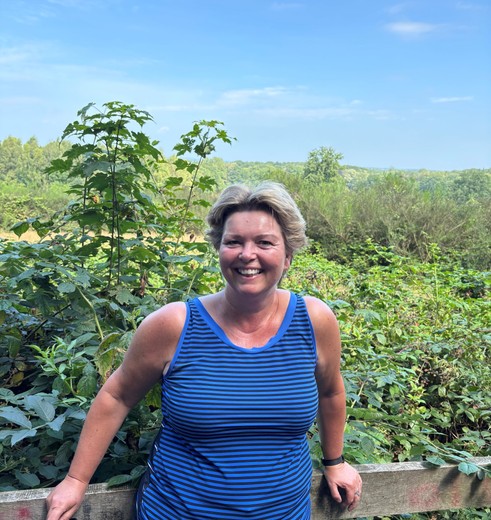 Karin - Abu Dhabi specialist