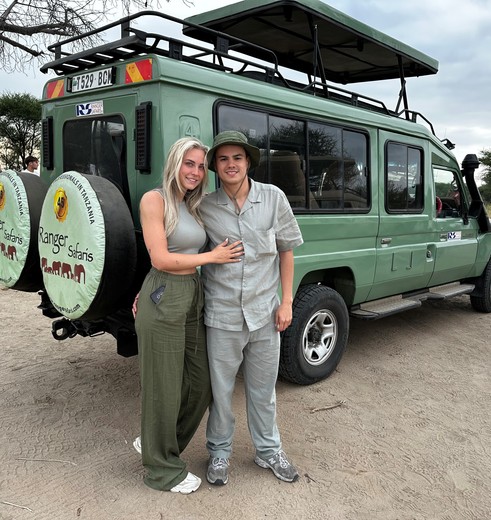 Nadege en Garth reisden naar Tanzania in 2025