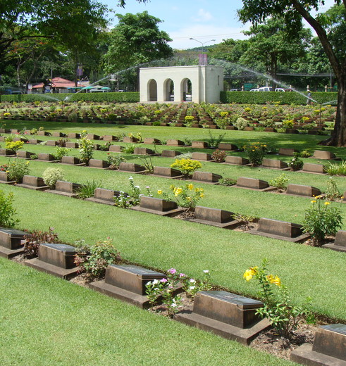 De begraafplaats in Kanchanaburi, Thailand