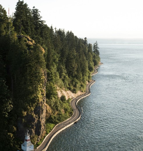 De prachtige wegen van West-Canada