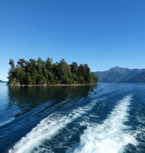Eén van de leukste manieren om van Chili naar Argentinië te reizen, is met de Cruce Andino van Puerto Varas naar Bariloche