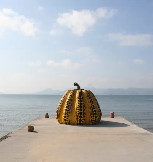 Kijk moderne kunst op Naoshima in Japan
