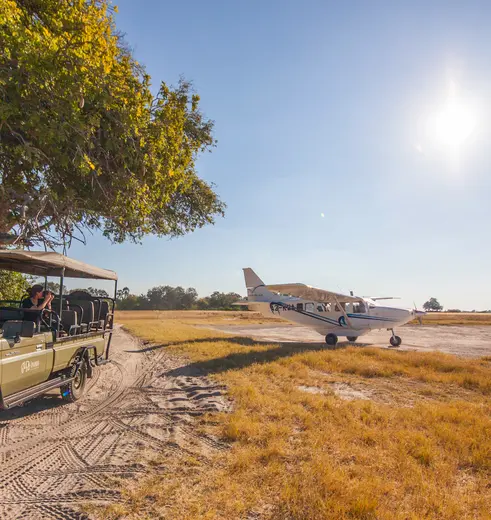 Per boot en vliegtuig dwars door de Okavango Delta