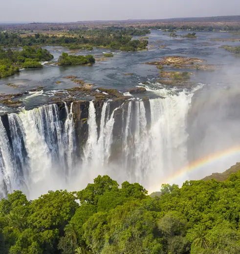 De prachtige Victoria watervallen vanuit Zimbabwe