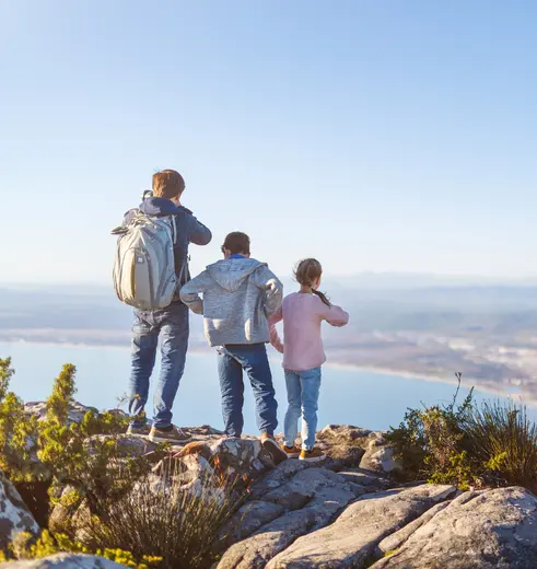 Kinderen op de Tafelberg in Kaapstad