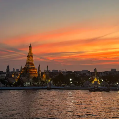 Zonsondergang in Bangkok