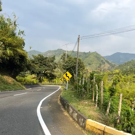 Rijden met je eigen huurauto door Colombia