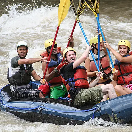 Raften in de Pacuare-rivier in Costa Rica