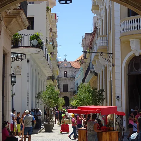 Mooie straatjes om te wandelen in San José in Costa Rica