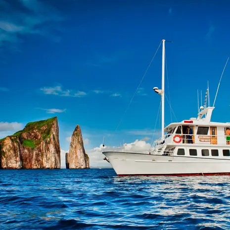 Op cruise rond de Galapagos op de Cruise-Golondrina