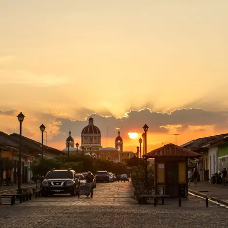 Zonsondergang in Granada, Nicaragua