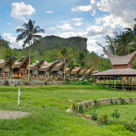 Indonesie-Sulawesi-Toraja-tongkonan-2-shutterstock_369474128(8)