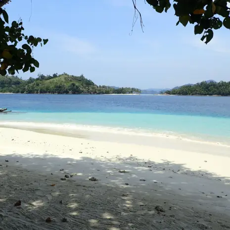 Bounty strand voor Padang - Sumatra