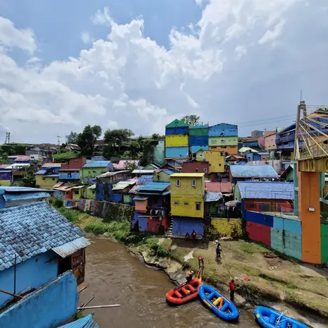 Regenboogdorp in Malang