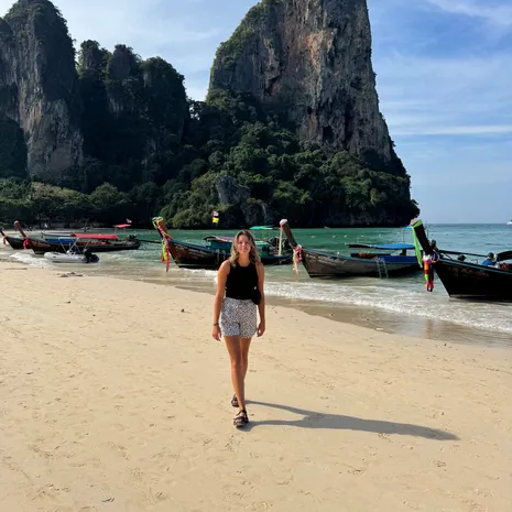 Collega Sofie op Krabi, Thailand