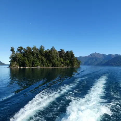Eén van de leukste manieren om van Chili naar Argentinië te reizen, is met de Cruce Andino van Puerto Varas naar Bariloche