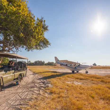 Per boot en vliegtuig dwars door de Okavango Delta