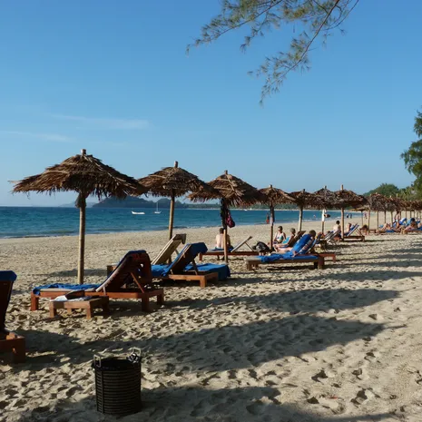 Aan het strand verblijven van Ngapali Beach Myanmar