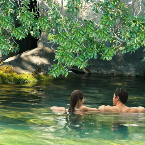 Even weg van de bewoonde wereld in je glamping-tent aan Lake Tarawera in Rotorua in Nieuw-Zeeland