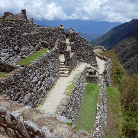 Syacmarca Inca ruine tijdens de Inca Trail