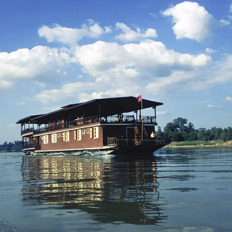 Varen tussen de 4000 eilanden in Laos op de Vat Phou cruise