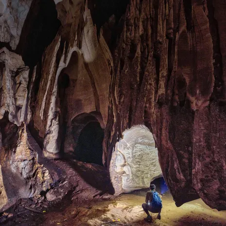 Bezoek grotten in Niah NP in Maleisie
